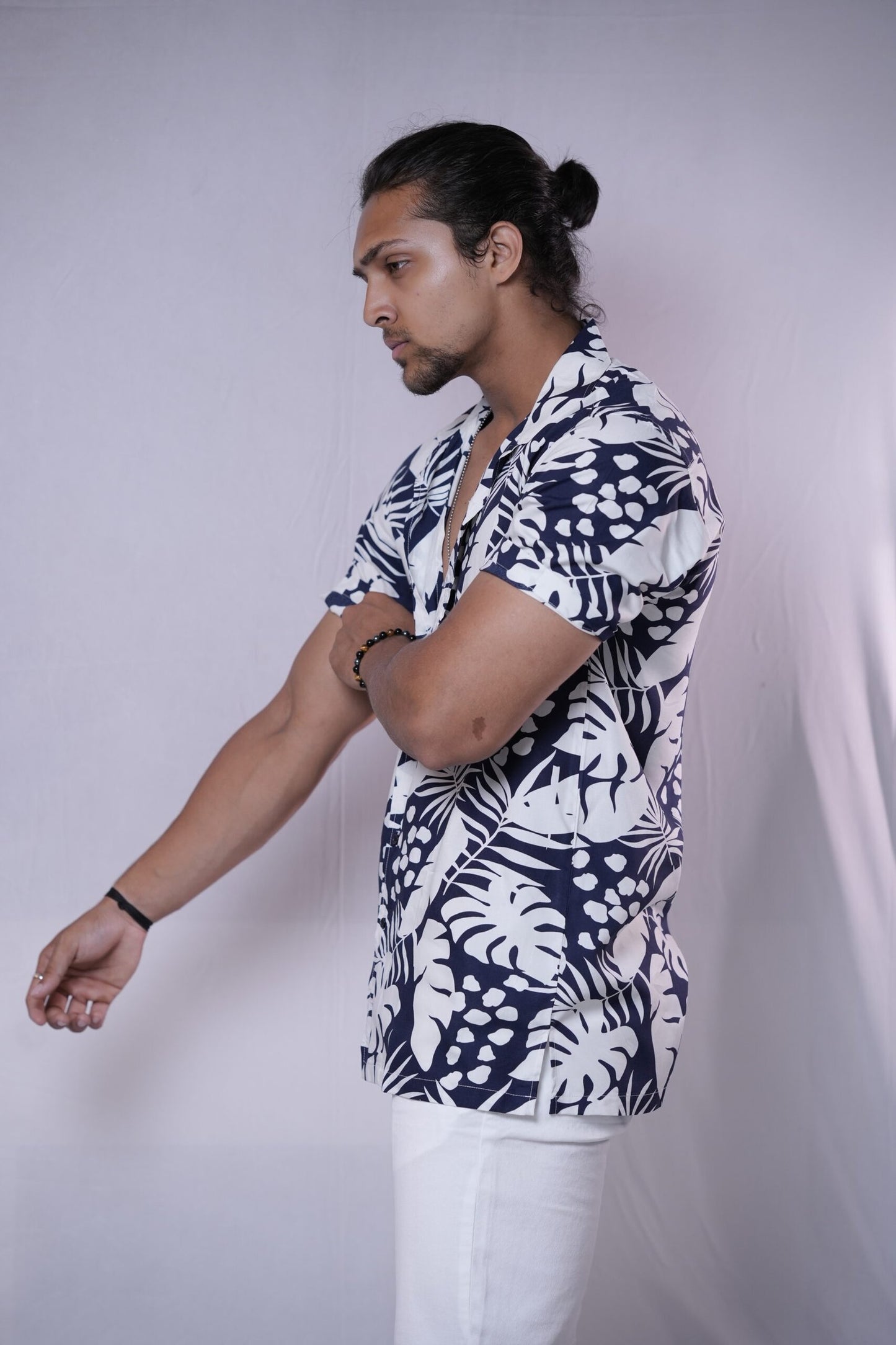 WhiteNavyBlue Jungle Cuban Collar Half Sleeve