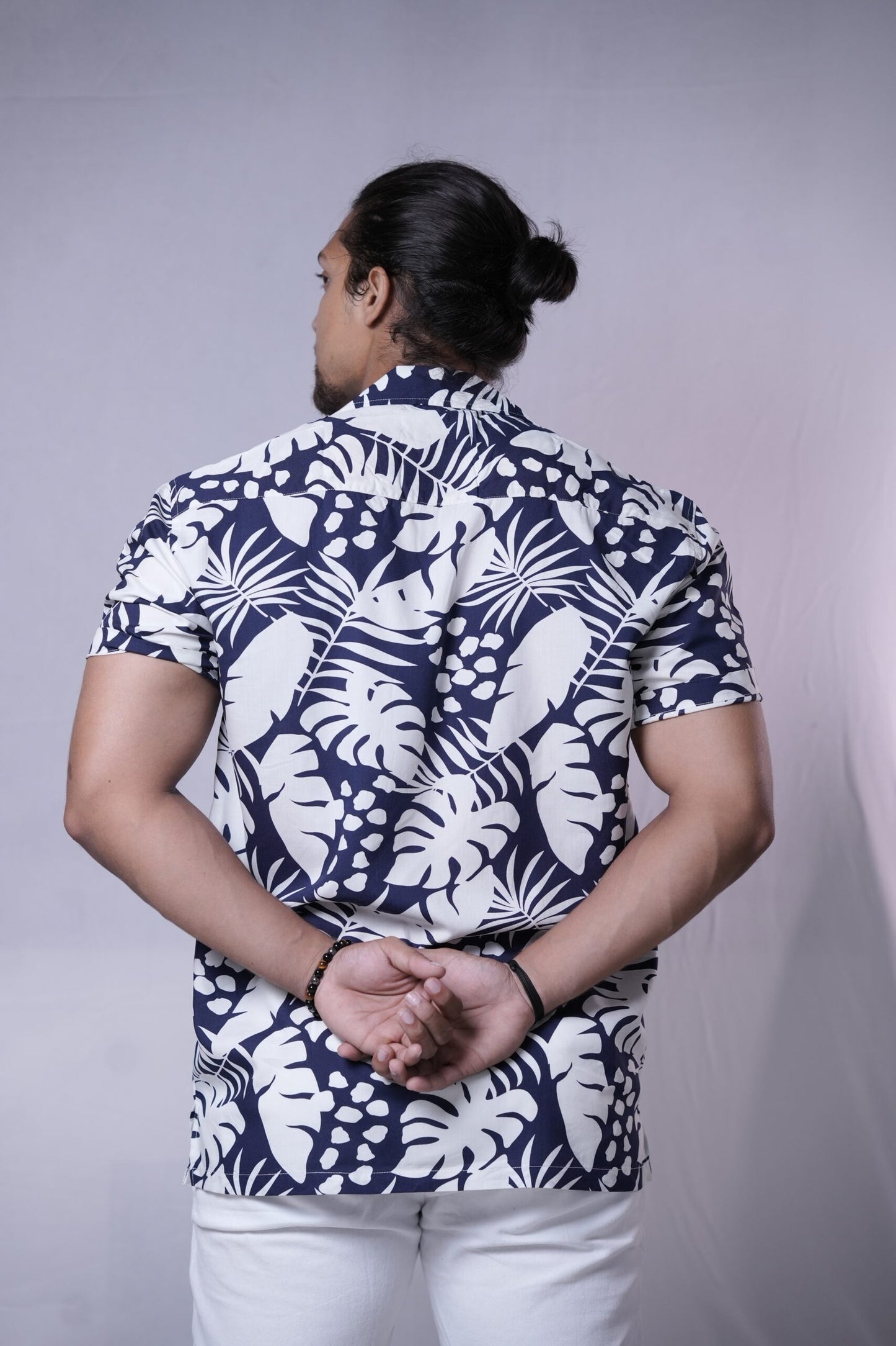 WhiteNavyBlue Jungle Cuban Collar Half Sleeve